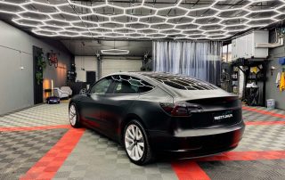 Tesla Model 3 sr takavalojen tummennus, ajovalojen tummennus, auton lasien tummennus