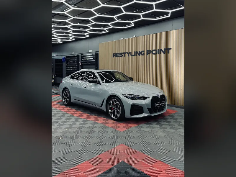 BMW i4 – Restyling Pointin työ