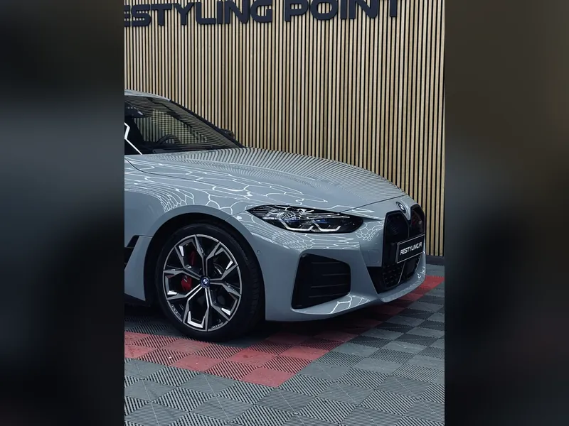 BMW i4 – Restyling Pointin työ