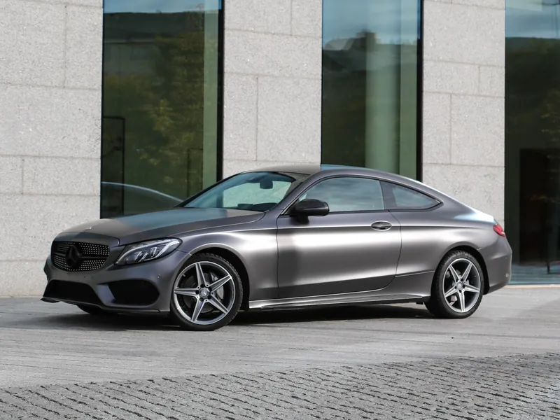 Mercedes-Benz C-sarja – Restyling Pointin työ