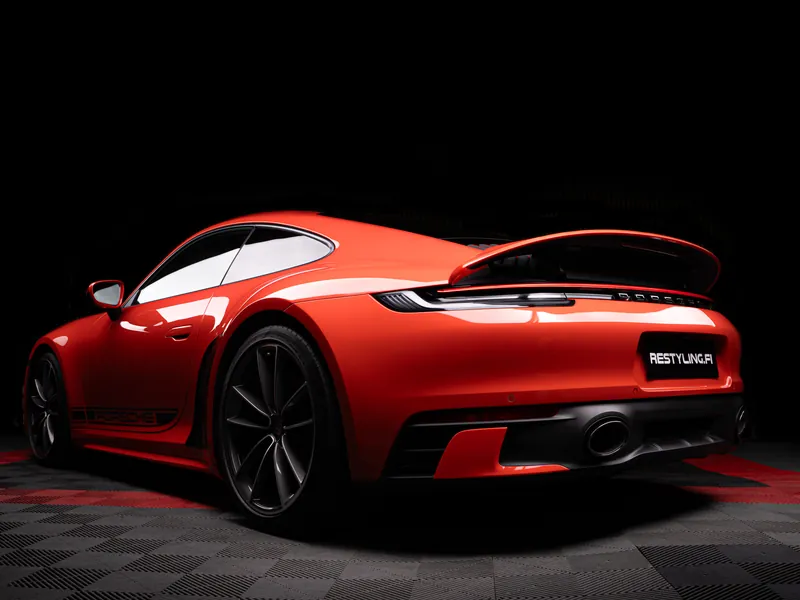 Porsche 911 – Restyling Pointin työ