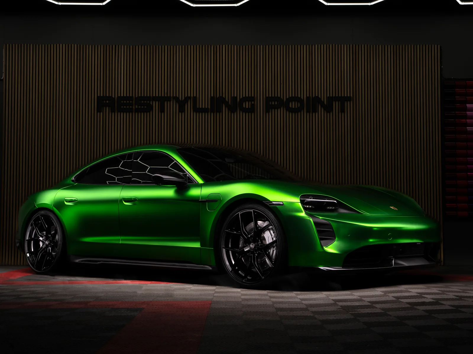 Porsche Taycan – Restyling Pointin työ