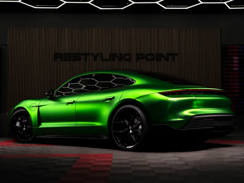 Porsche Taycan – Restyling Pointin työ