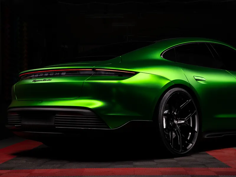 Porsche Taycan – Restyling Pointin työ