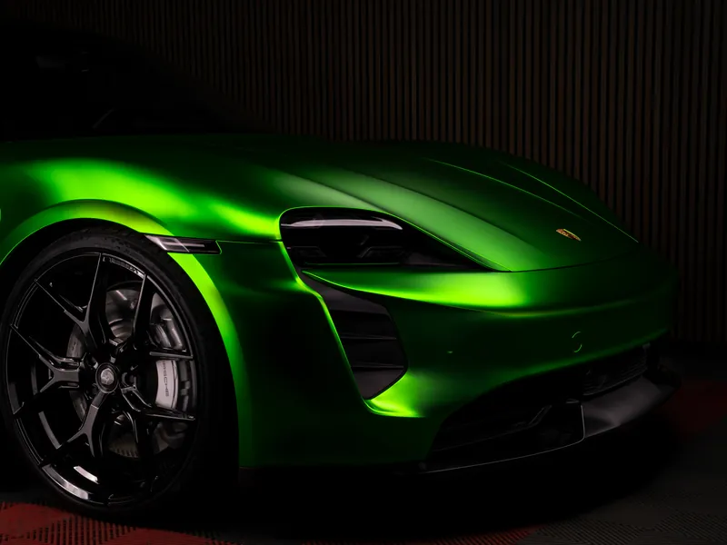 Porsche Taycan – Restyling Pointin työ