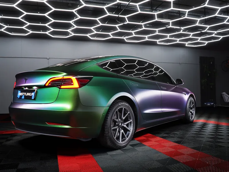 Tesla Model 3 – Restyling Pointin työ