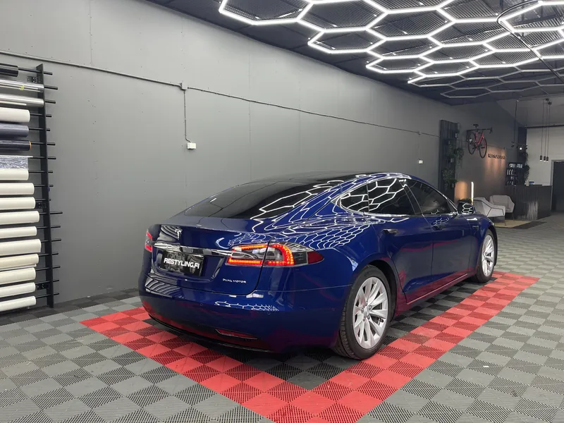 Tesla Model S – Restyling Pointin työ