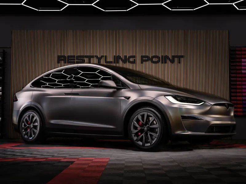 Tesla Model X – Restyling Pointin työ