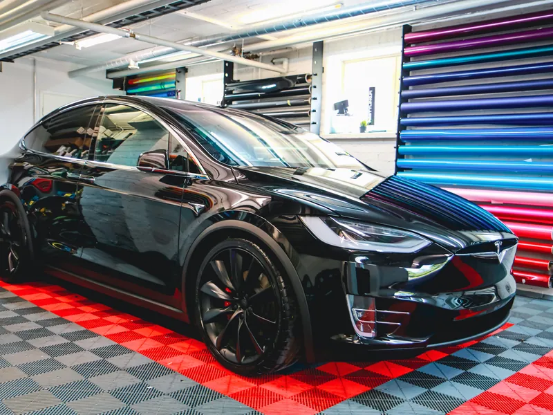 Tesla Model X – Restyling Pointin työ