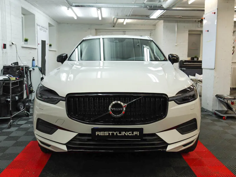 Volvo XC60 / XC90 – Restyling Pointin työ